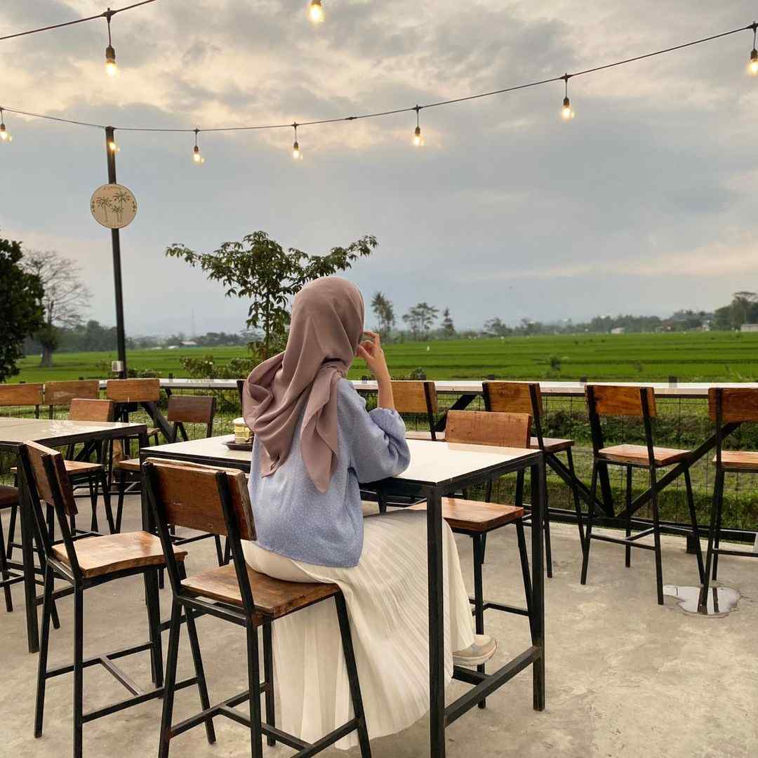 diana.aqhila