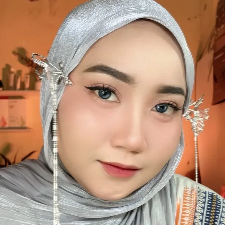 _mugilestari28