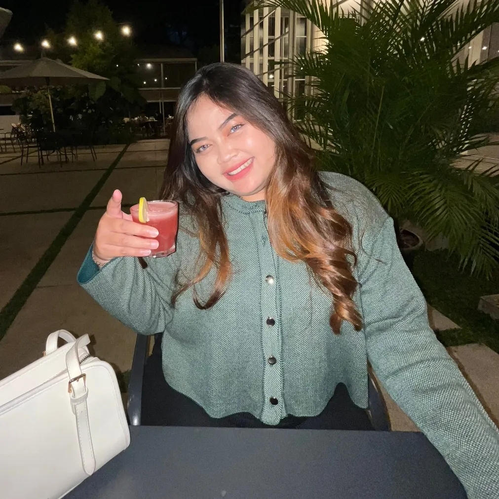 adhindaadel11