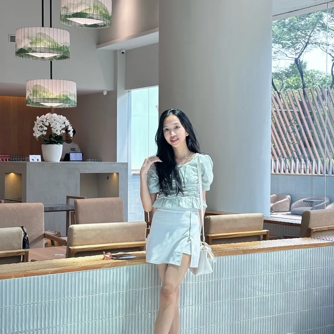 aesselineandrews