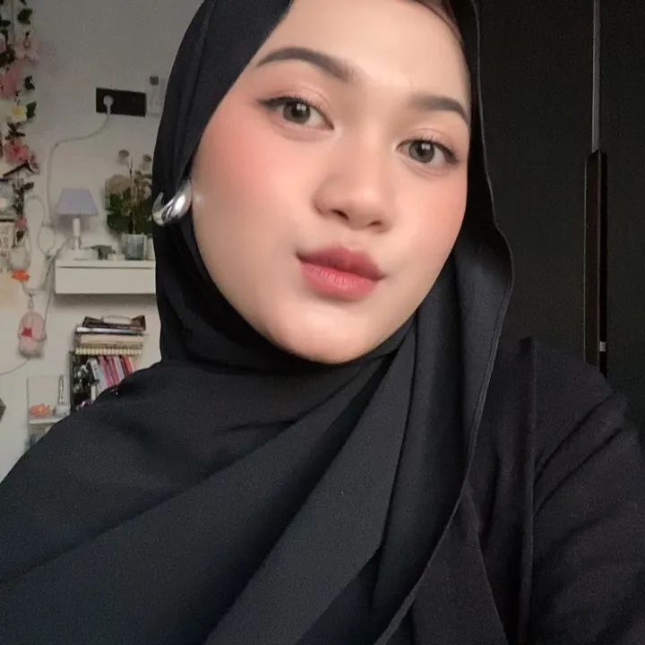 aghstnakrmtlhkmh28