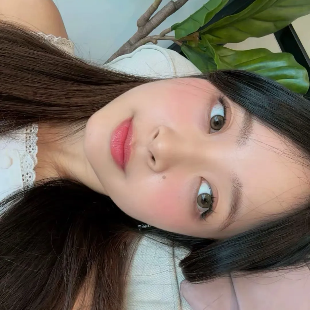 angieyeyo