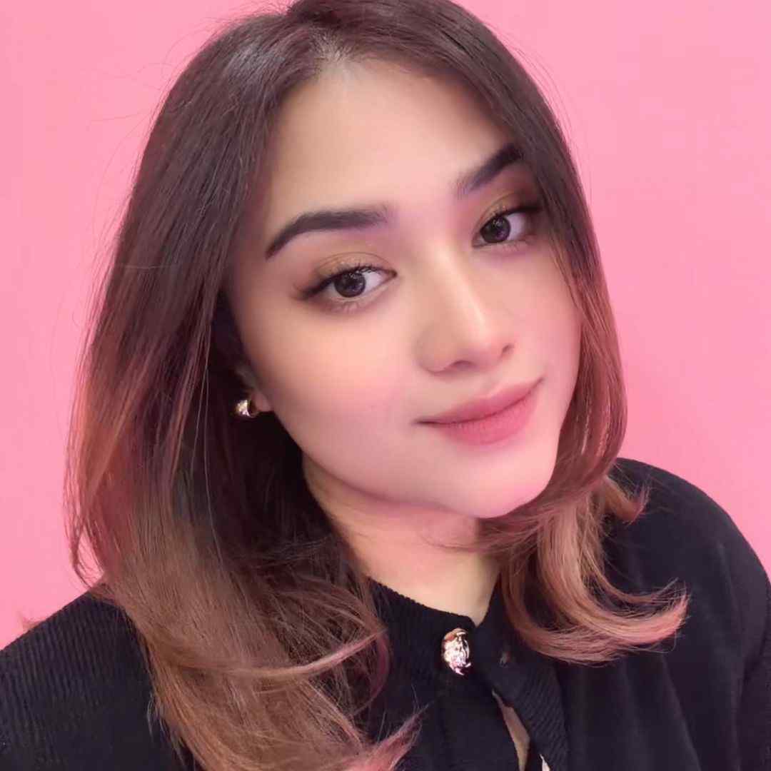anisa_khai