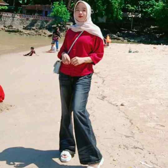 anismarselasari2