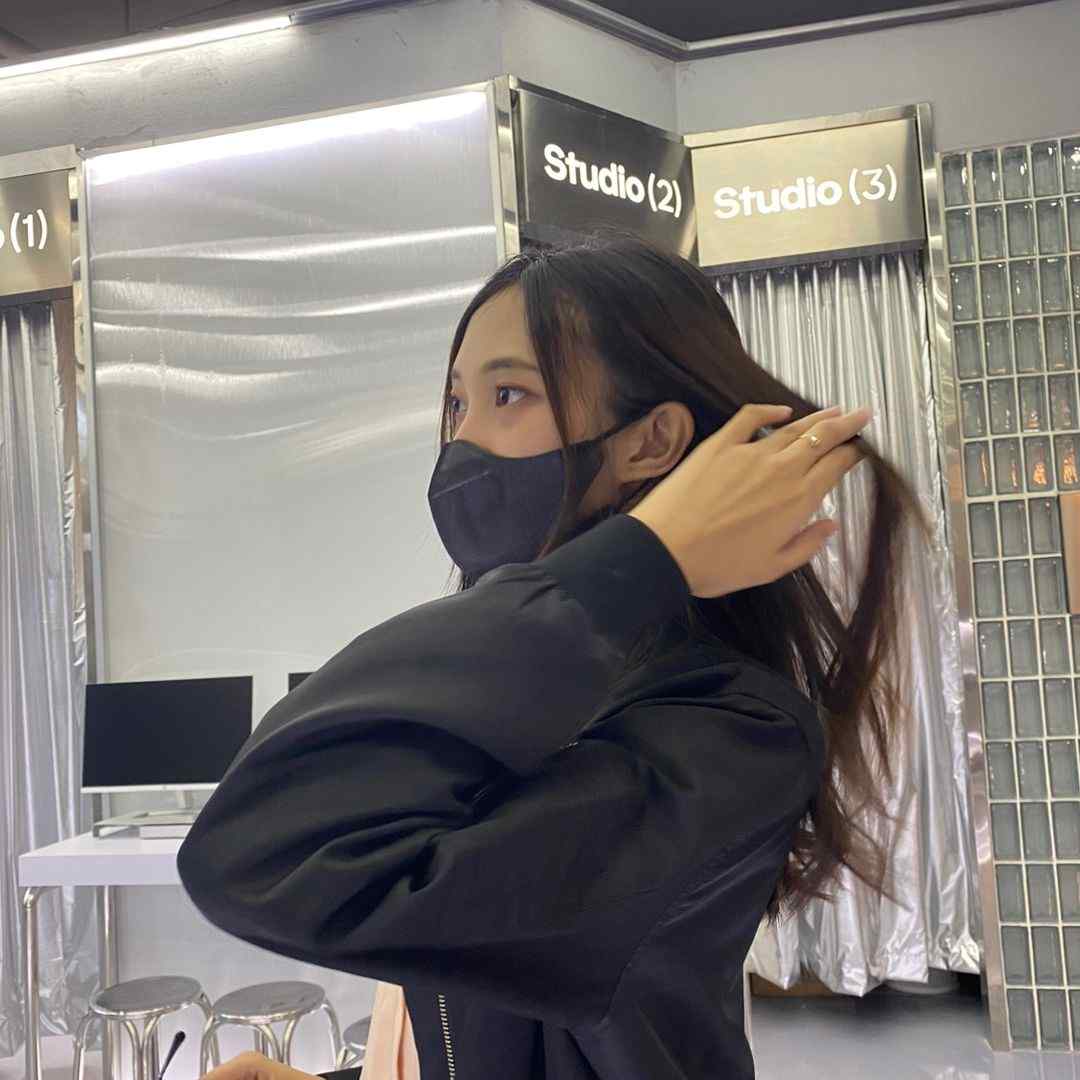 aprilliaa294