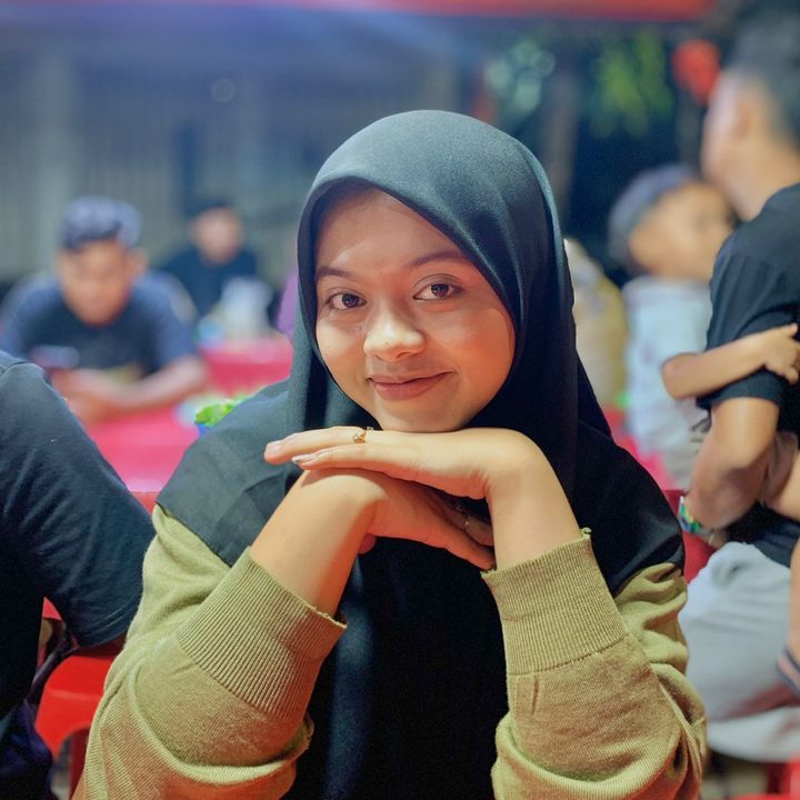 azequeenn12