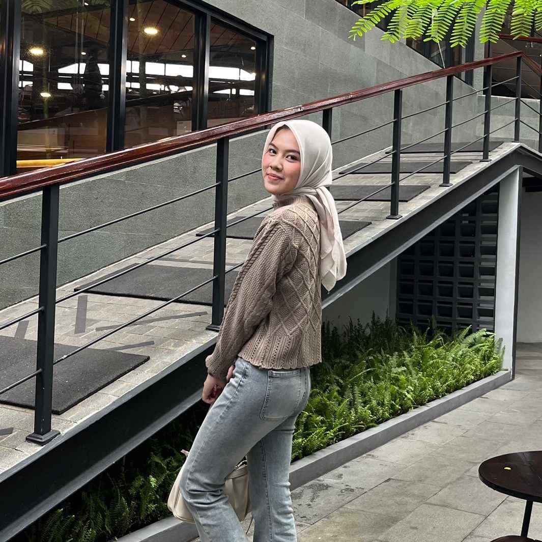 deliamhrani
