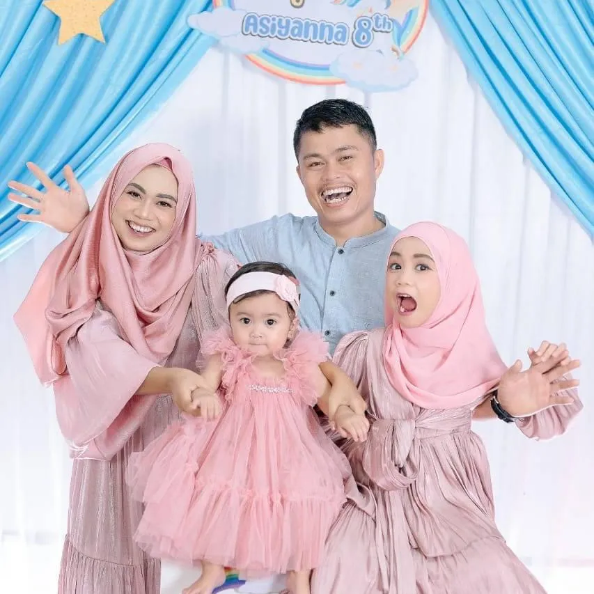 dewi.dahlia04