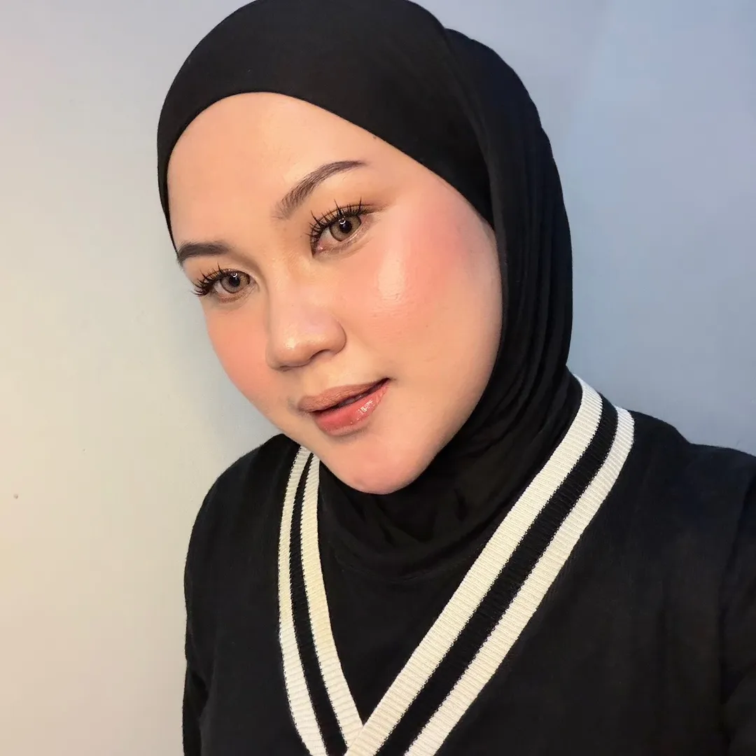 dindaa1718