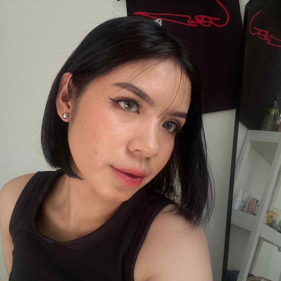 dindatidakmarahmarah