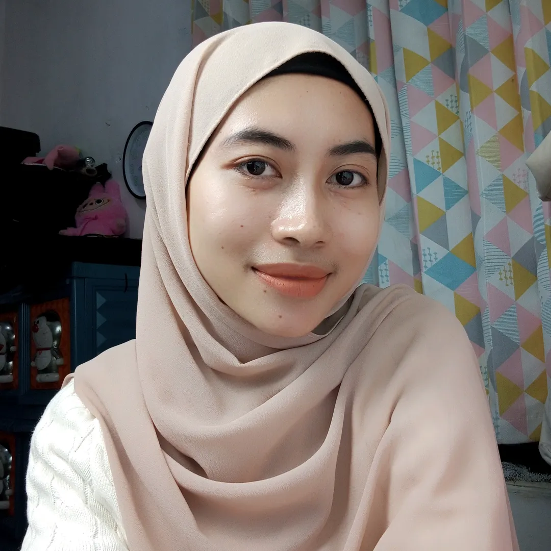 hanifah180_