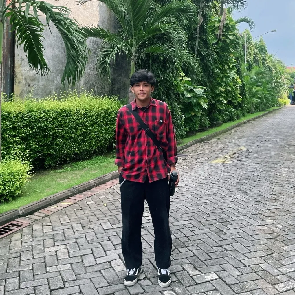 herlambangsatriooioi