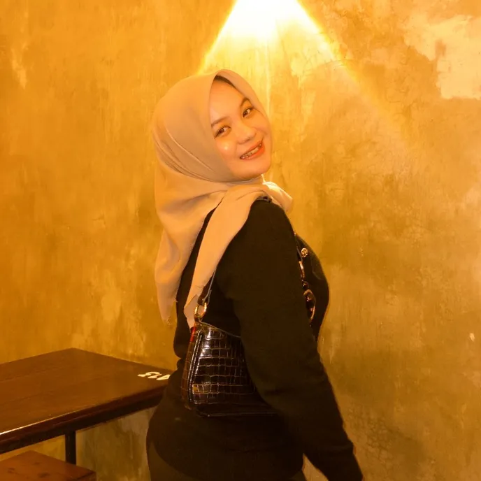 hiiutyyy03