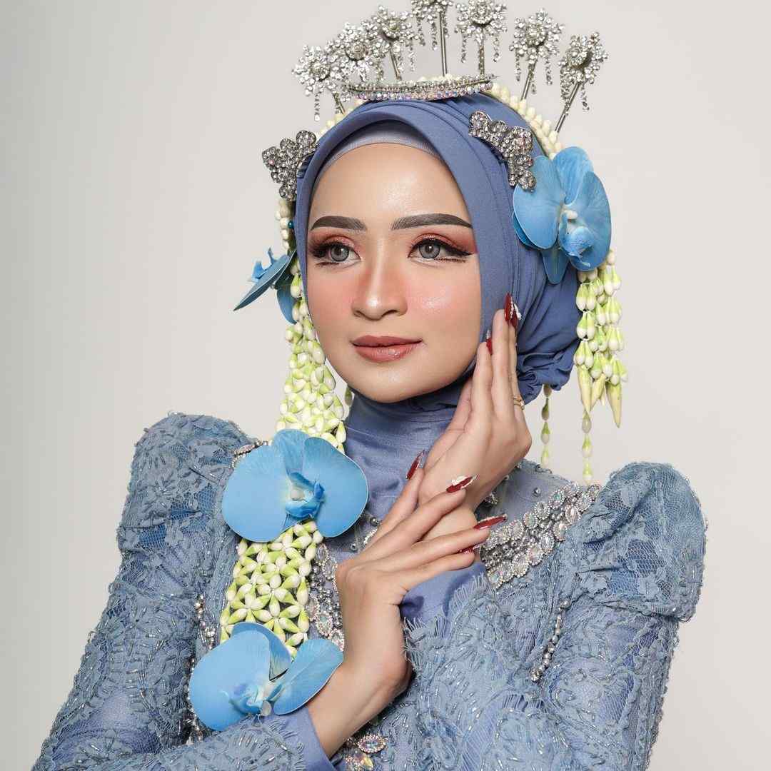 iniyolandaa