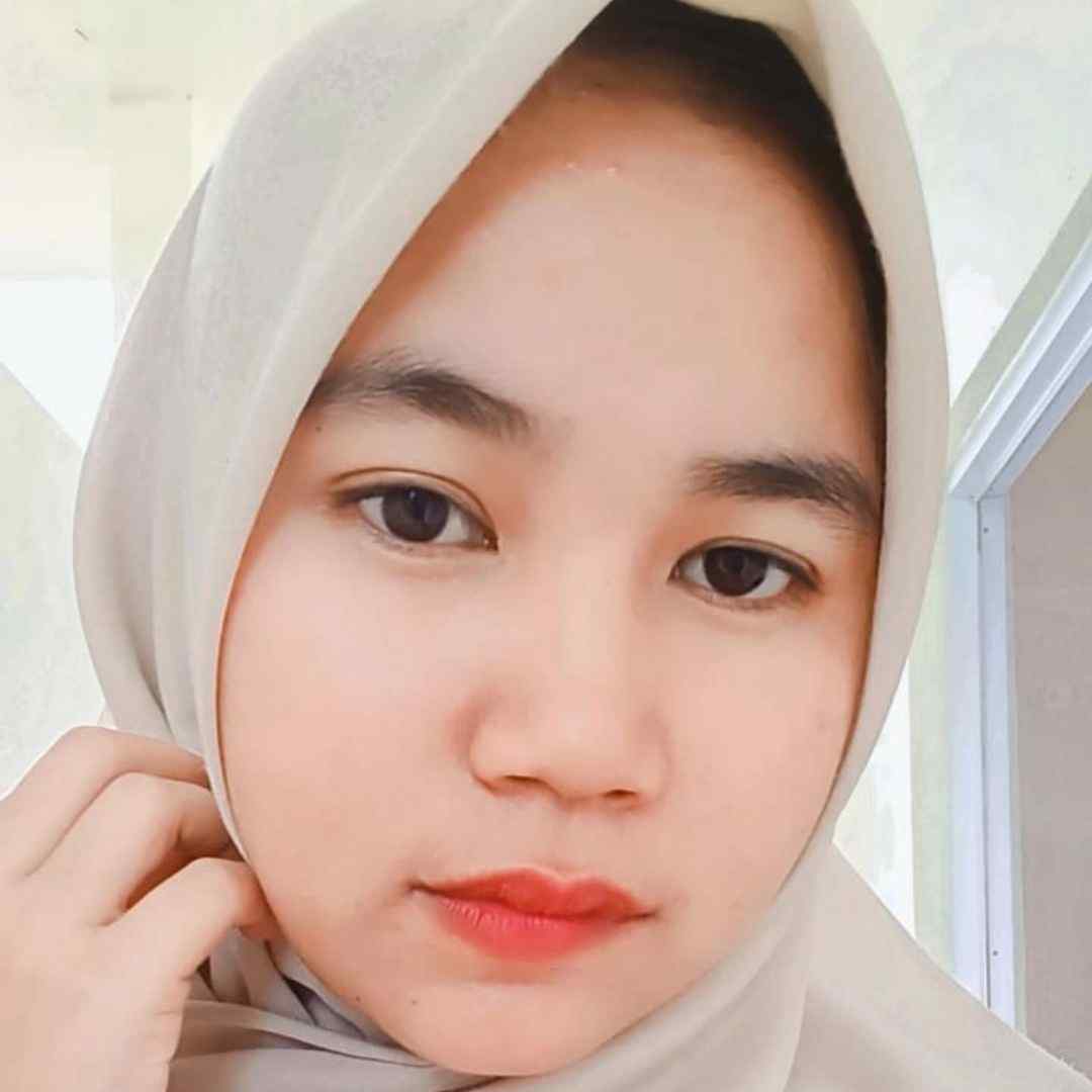 lialestari272