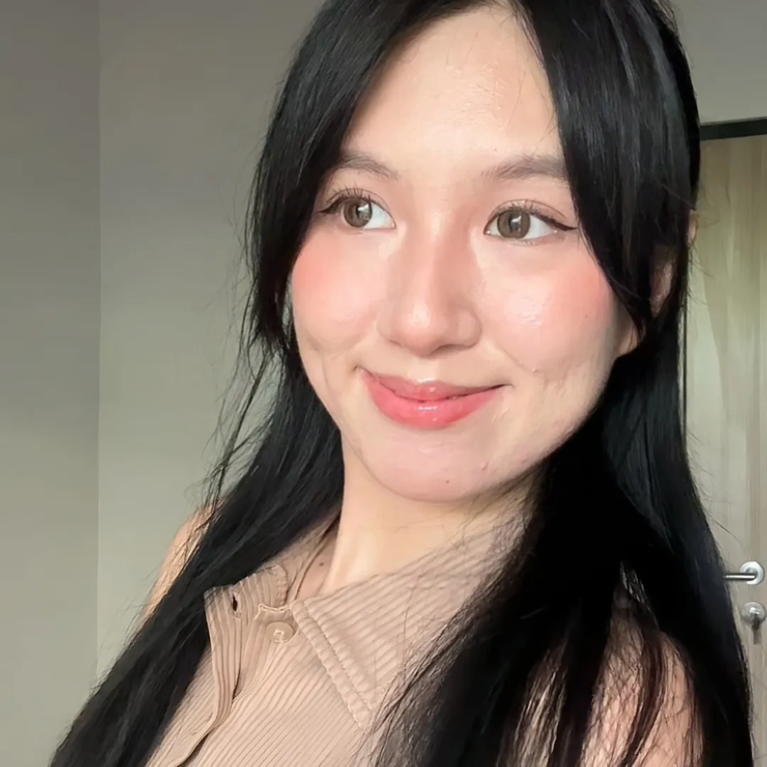 lilybloomings_