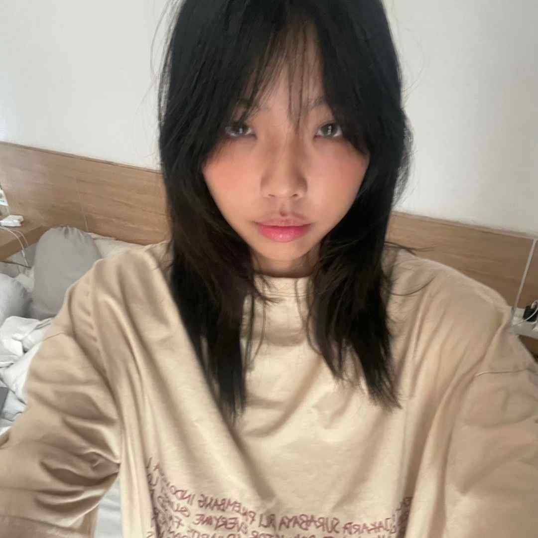 llauralavenita
