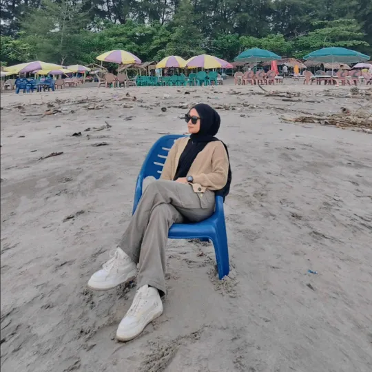 mak_petualang