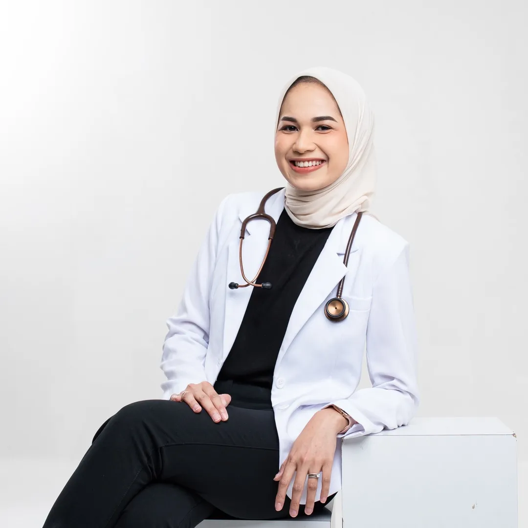 nadhiraafifa_