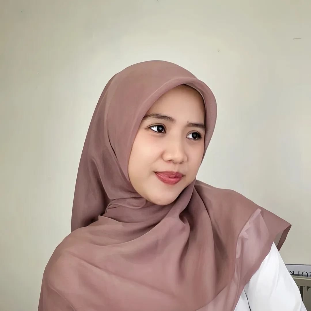 nadianifathian