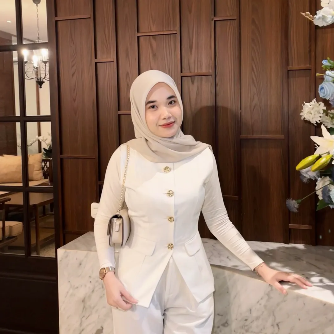 nadyaasf_