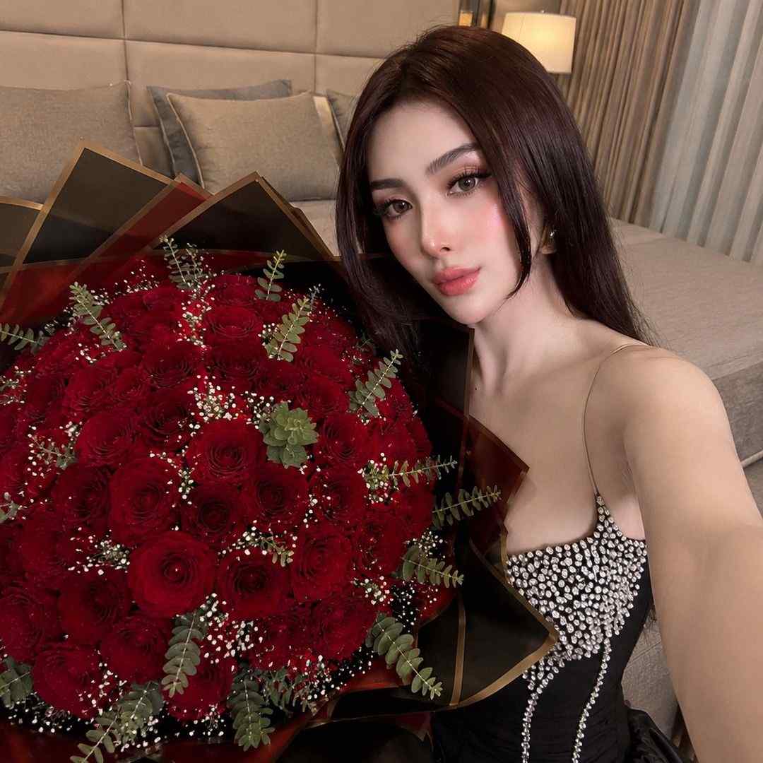 natashadhef