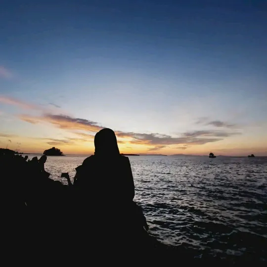 nelamputri13