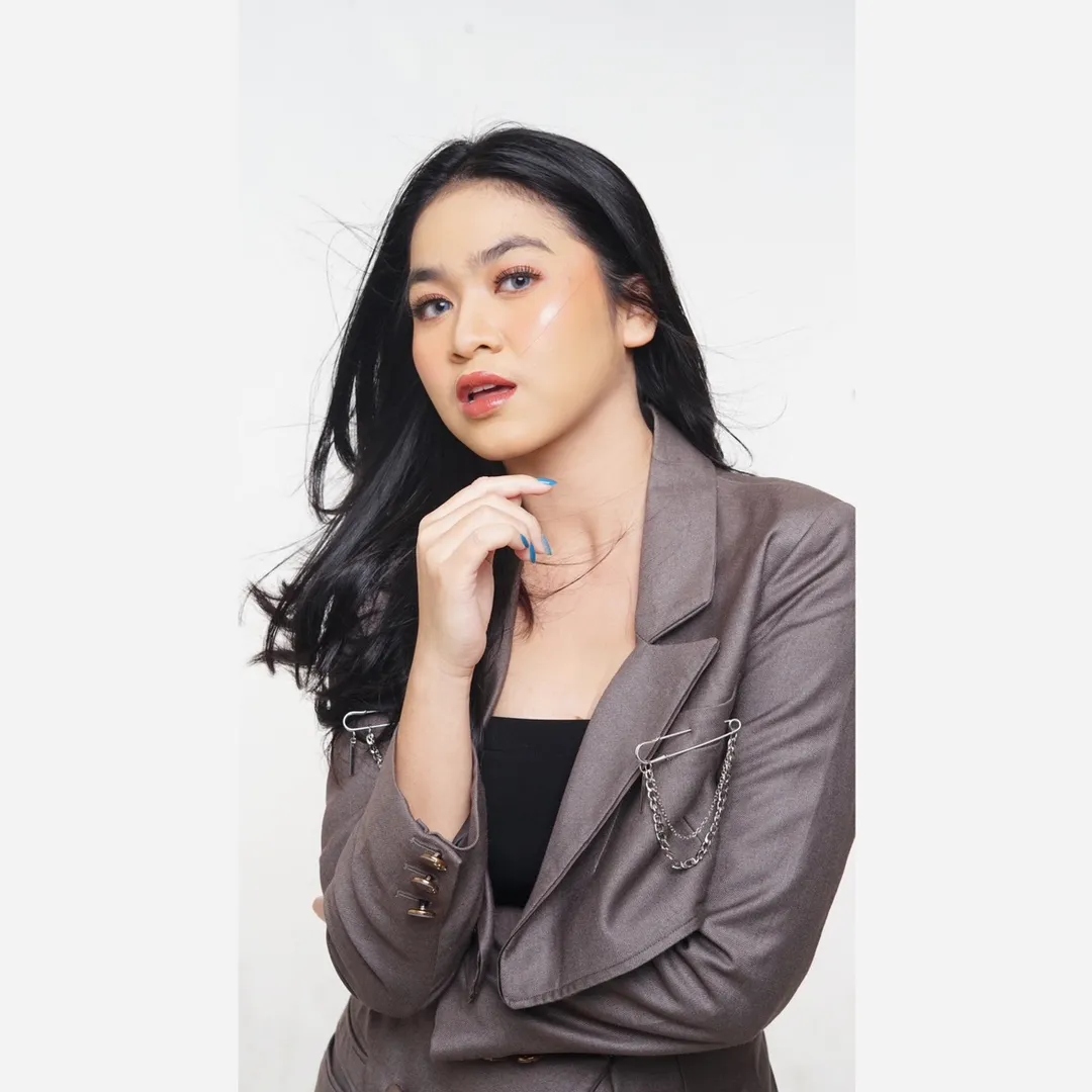 nisadaulay_