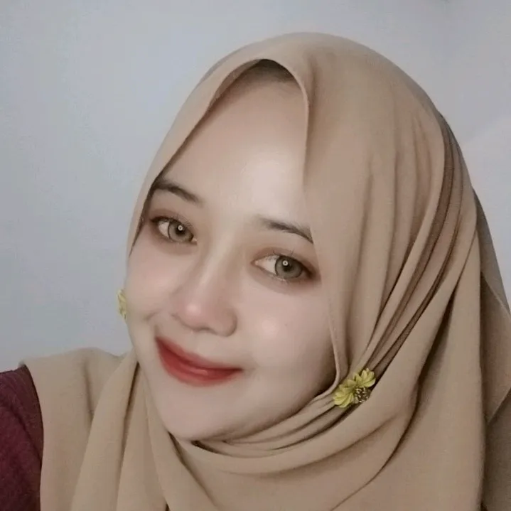 oktavia_arny