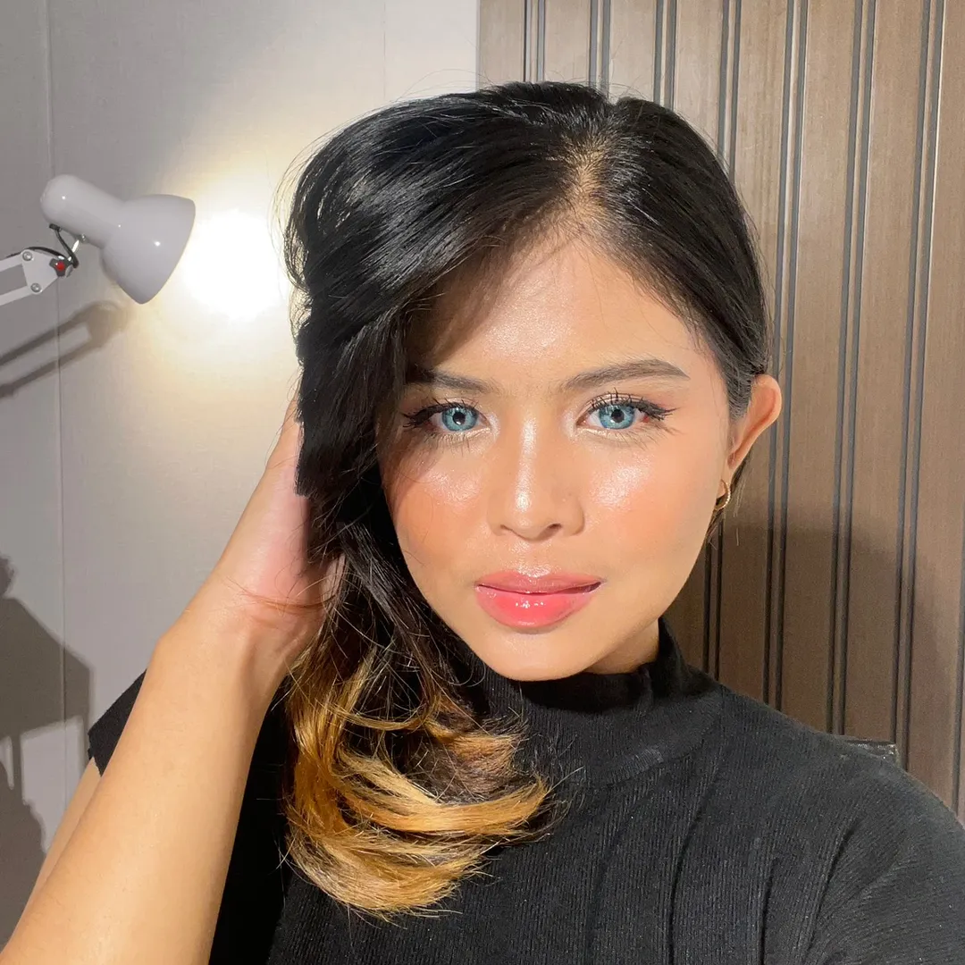sheisvanyaa