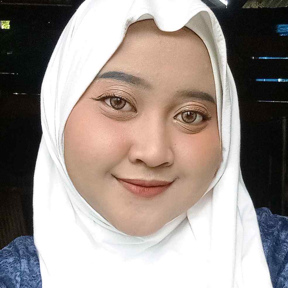 sherlynoviitasharii