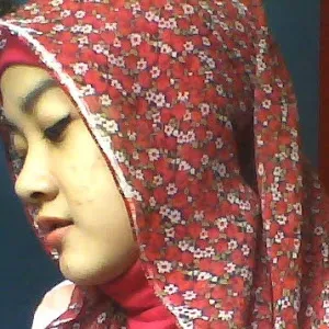 tria.ratna