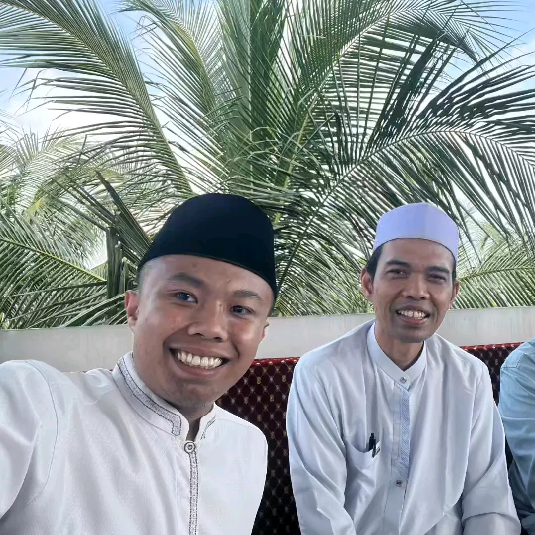ustadz_maulana_official