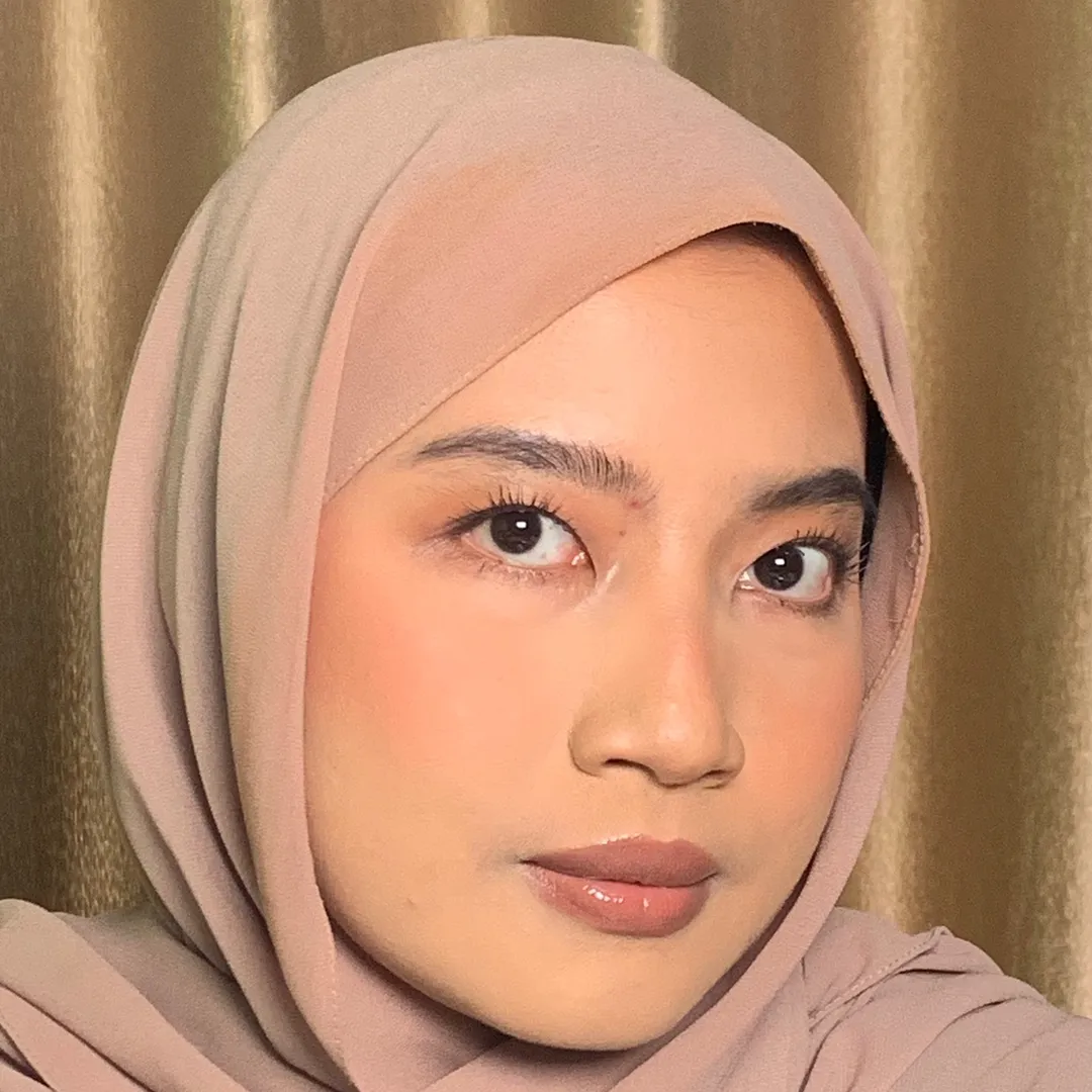 zahrahadrian