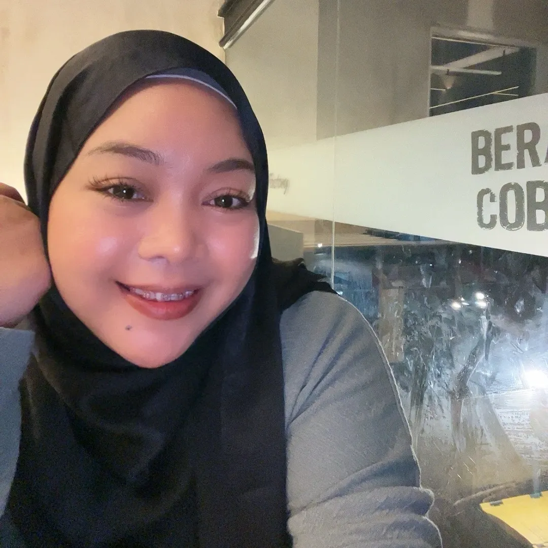 zianaputri212